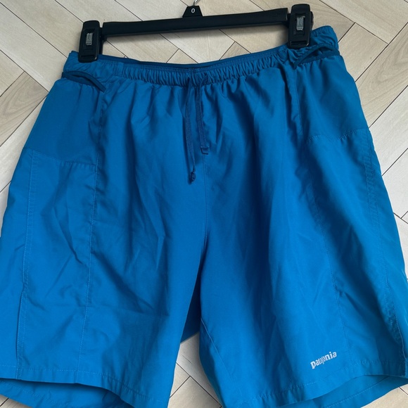 Patagonia men’s size medium - Picture 2 of 4